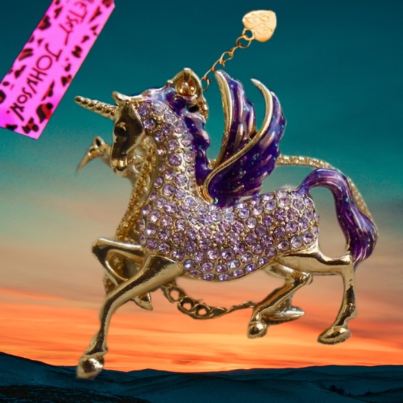 Crystal Purple Unicorn Rhinestone Pendant Betsey Johnson - Picture 1 of 6